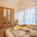 Haus Sonnenseite Pfaender Apartmán *