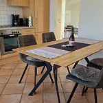 Haus Sonnenseite Pfaender Apartmán *