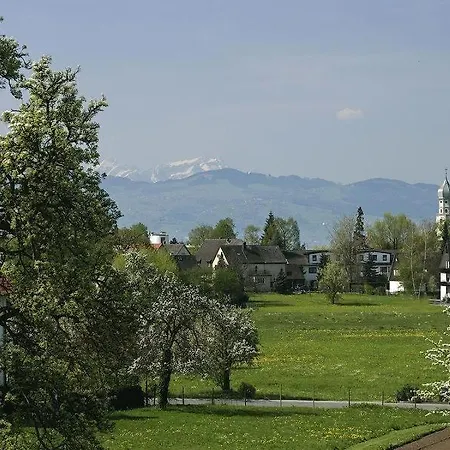 Apartment Haus Sonnenseite Pfaender Wasserburg am Bodensee