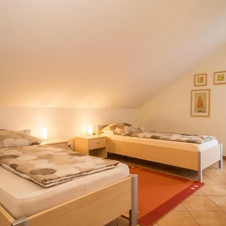 Haus Sonnenseite Pfaender * Wasserburg am Bodensee