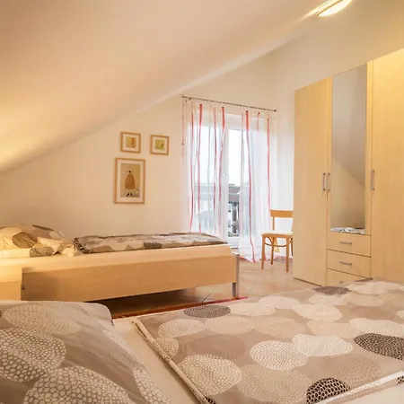 Haus Sonnenseite Pfaender Apartment Wasserburg am Bodensee